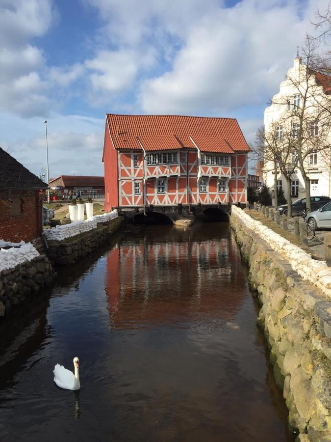Emilias Hues, Reethaus In Der Bucht Von Wismar ซิเอโรว์ ภายนอก รูปภาพ