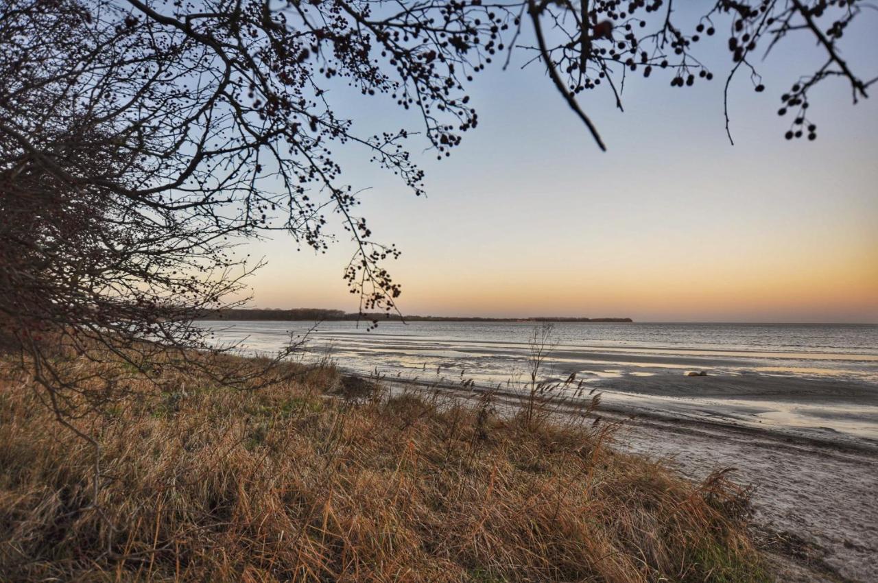 Emilias Hues, Reethaus In Der Bucht Von Wismar ซิเอโรว์ ภายนอก รูปภาพ
