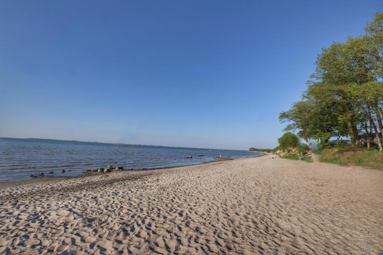 Emilias Hues, Reethaus In Der Bucht Von Wismar ซิเอโรว์ ภายนอก รูปภาพ